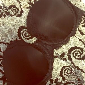 Victoria Secret Convertible strap bra 36DD.